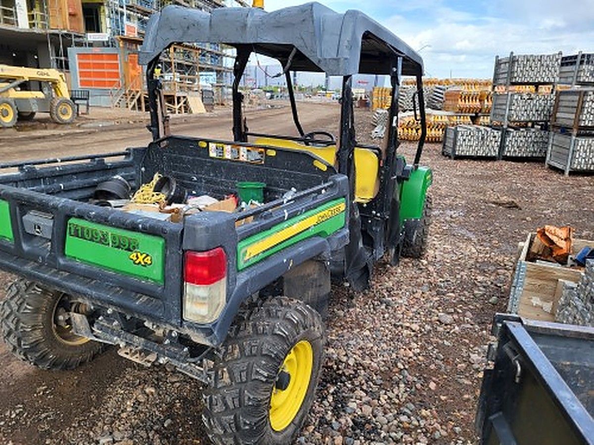 JOHN DEERE XUV855D S4 photo 4