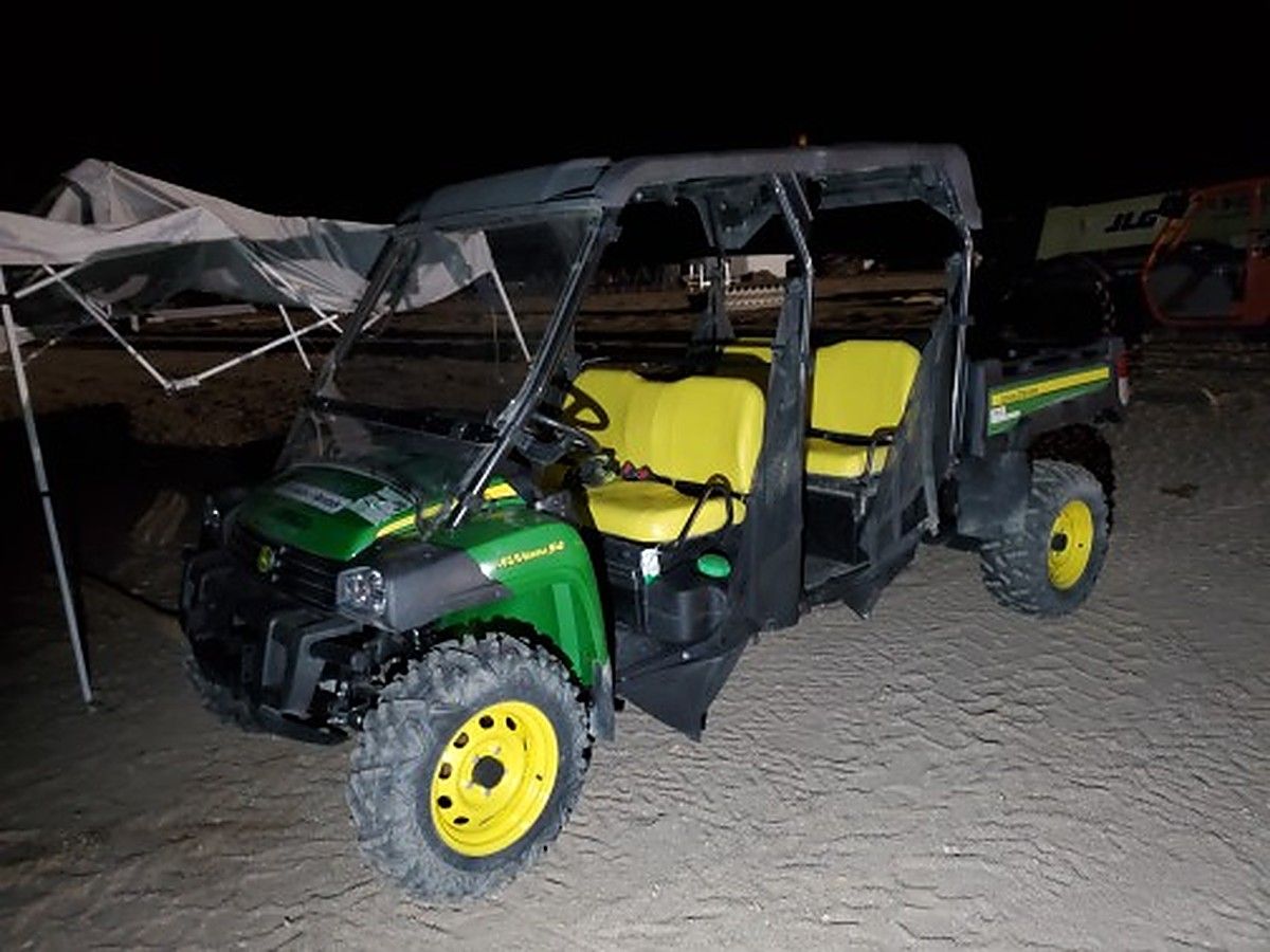JOHN DEERE XUV855D S4 photo 2