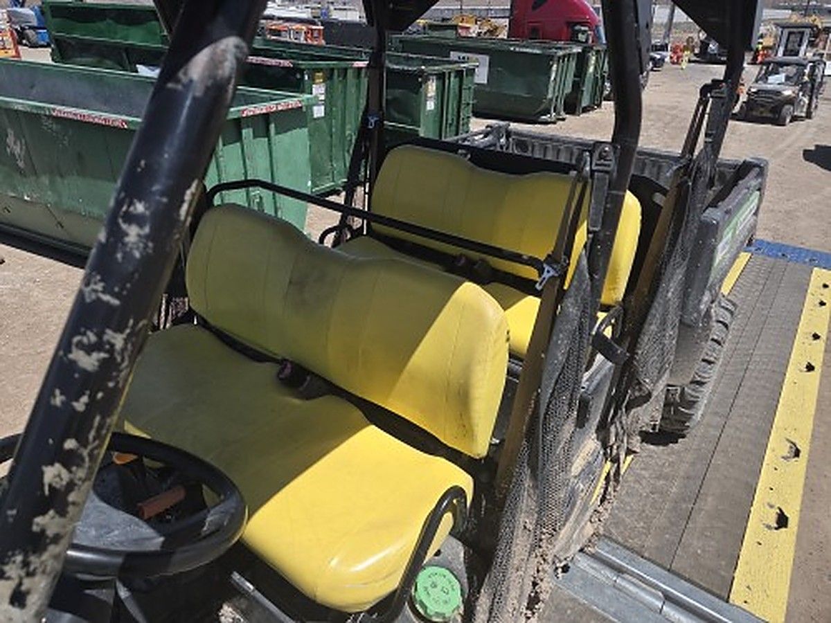 JOHN DEERE XUV855D S4 photo 12