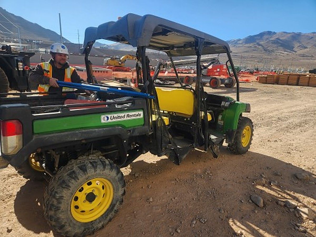 JOHN DEERE XUV855D S4 photo 5