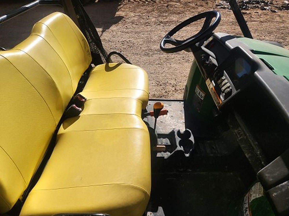 JOHN DEERE XUV855D S4 photo 9