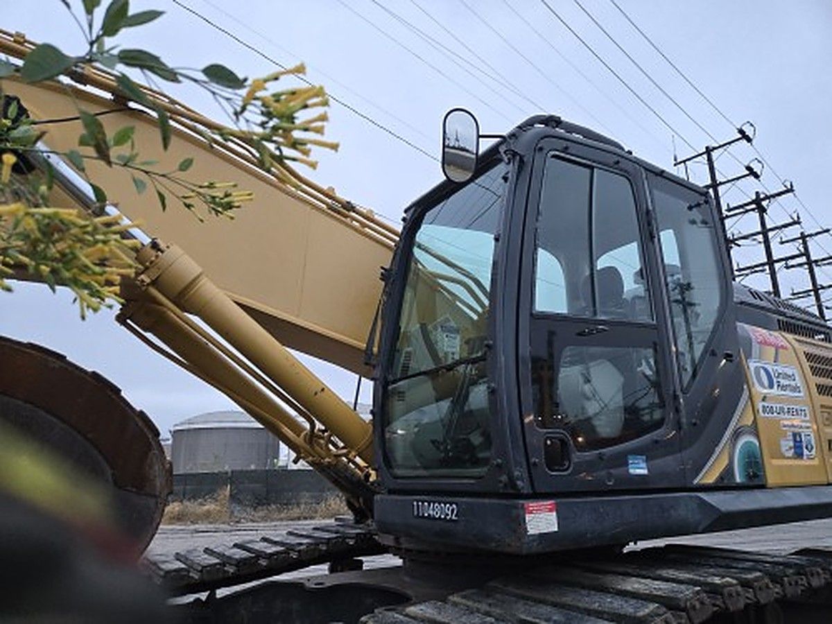 KOBELCO SK350LC-10 photo 4