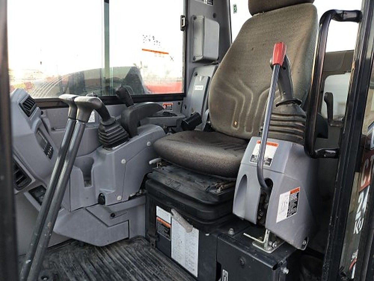 KUBOTA KX080-4S photo 2