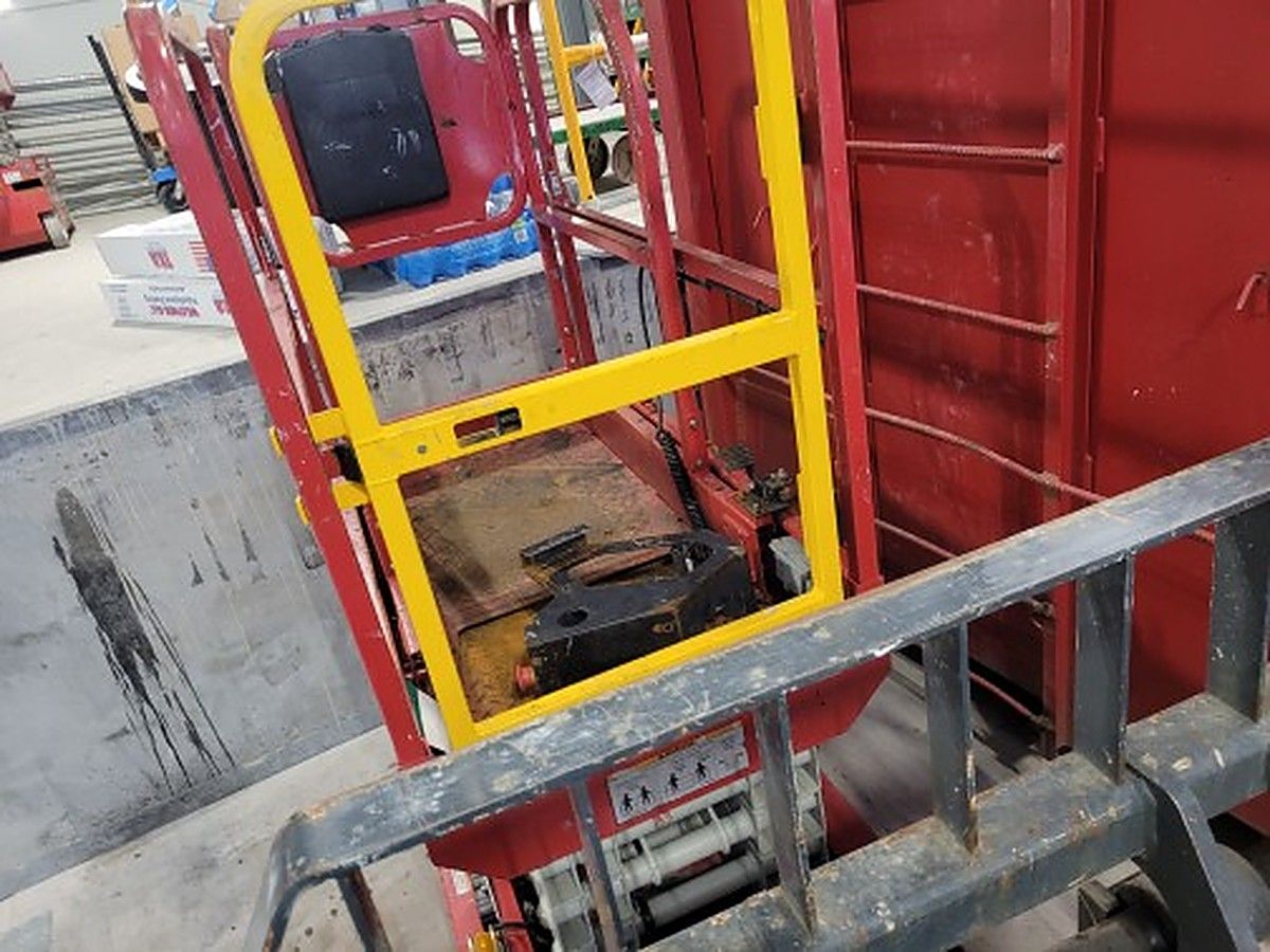MEC 1330SE photo 8