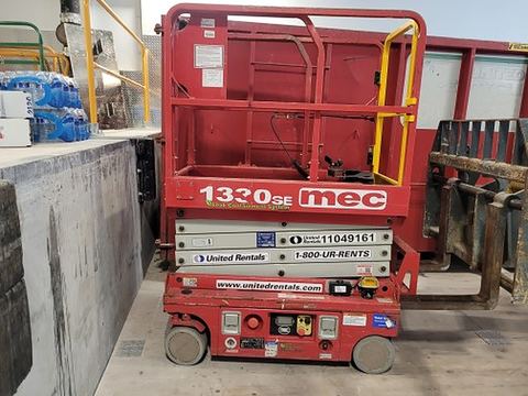 2020 MEC 1330SE Scissor Lift 10-13' Electric