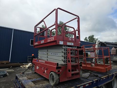 2020 MEC 3346SE Scissor Lift 30-35' Electric 46-48" Wide