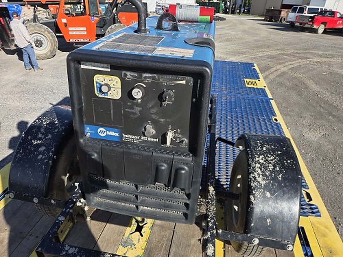 MILLERELEC TRAILBLAZER325D photo 4