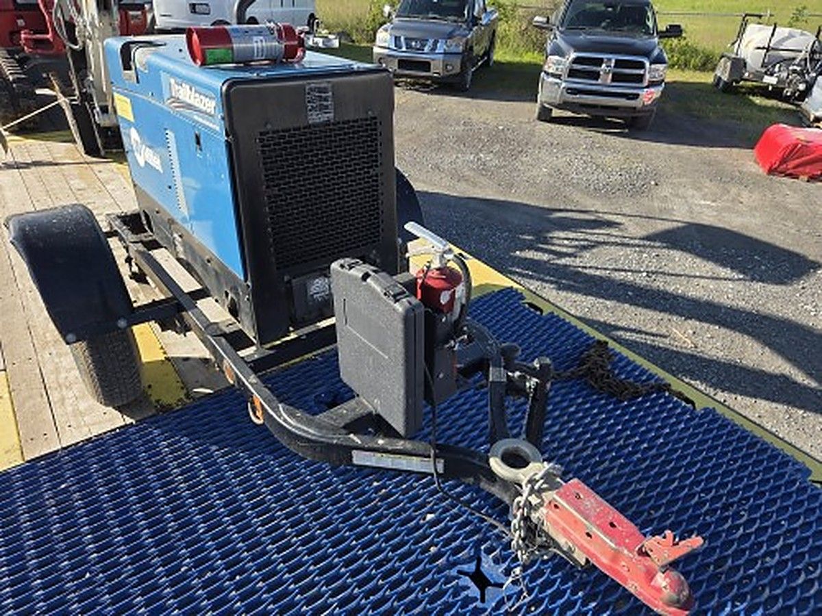 MILLERELEC TRAILBLAZER325D photo 8