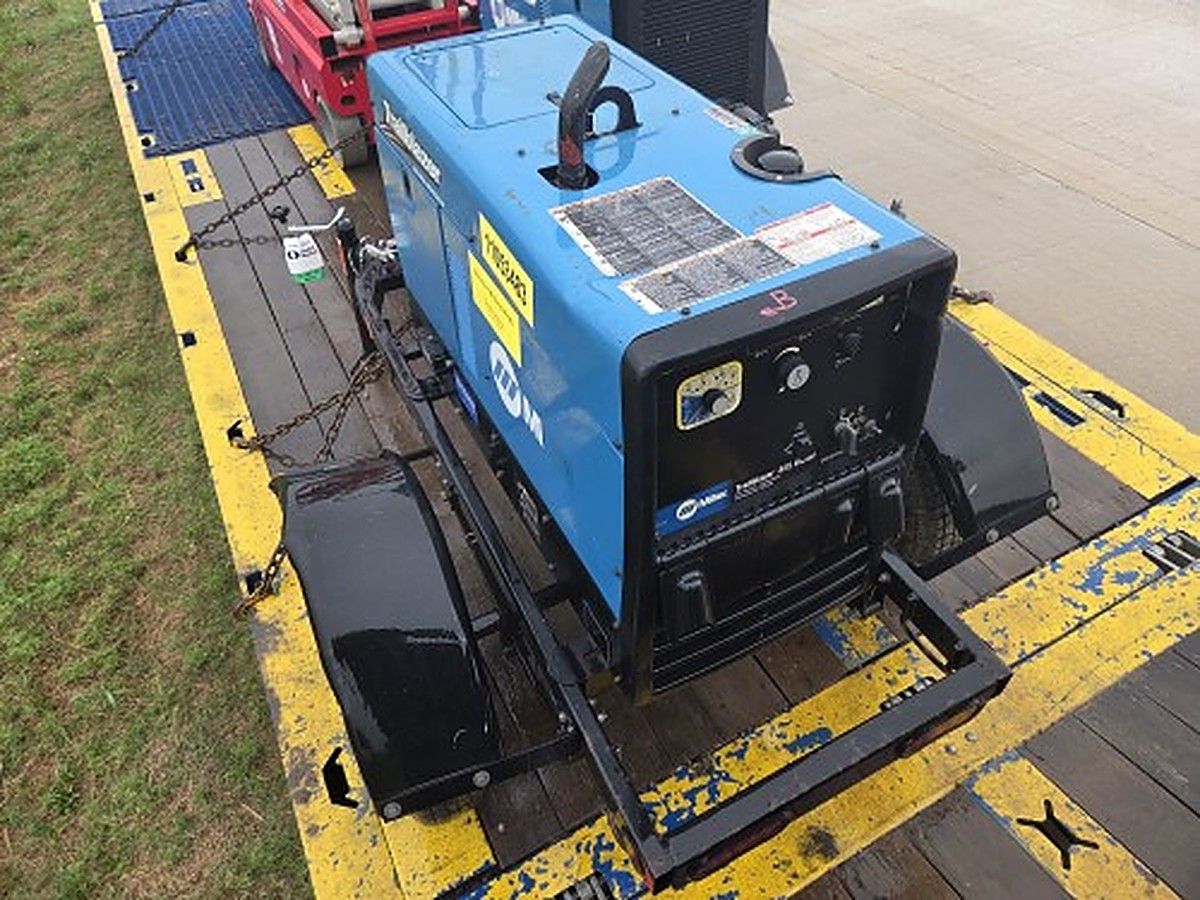 MILLERELEC TRAILBLAZER325D photo 2