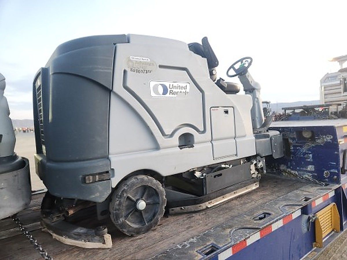 NILFISK SC8000 48 LPG photo 2