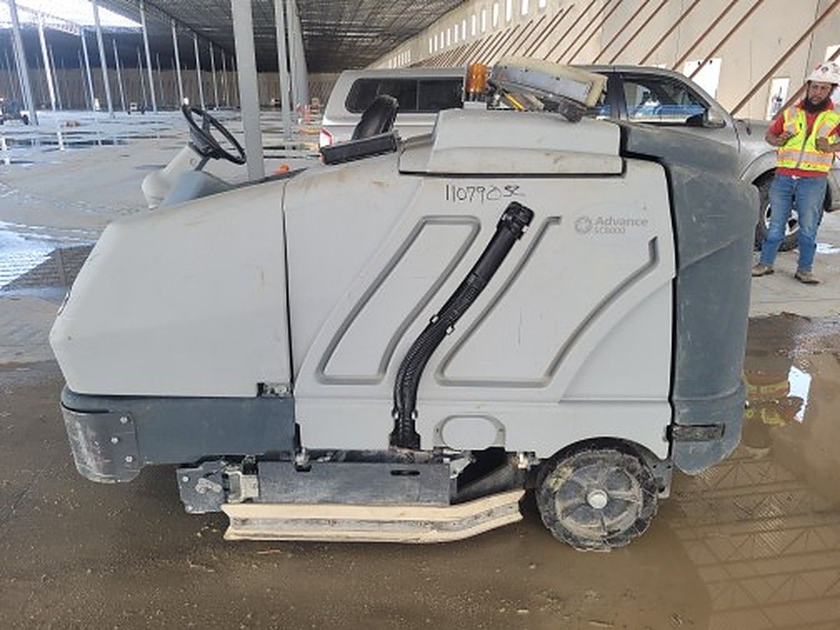 NILFISK SC8000 48 LPG photo 5