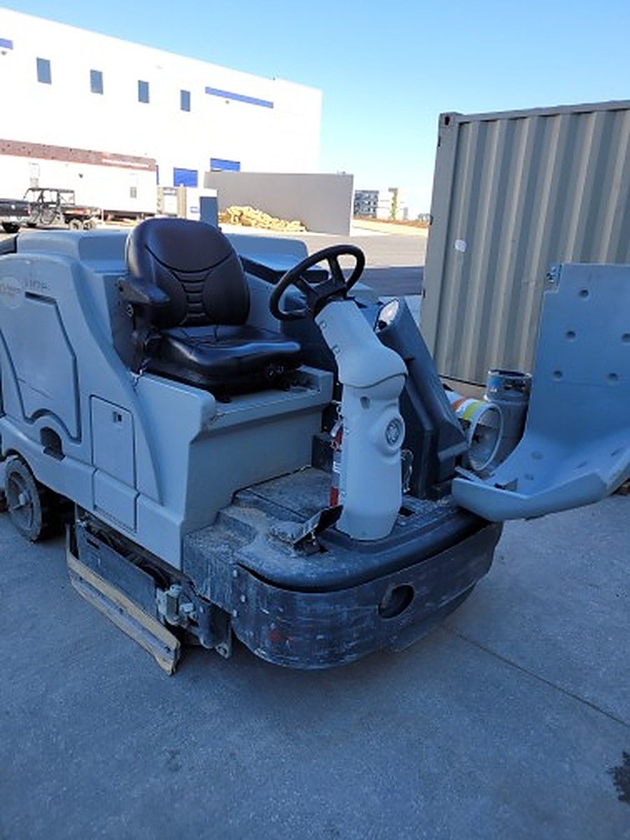 NILFISK SC8000 48 LPG photo 6