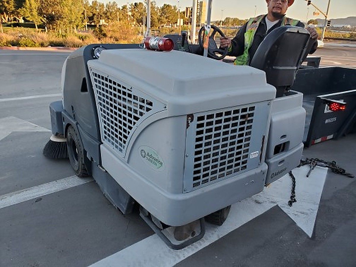 NILFISK SW8000 photo 4