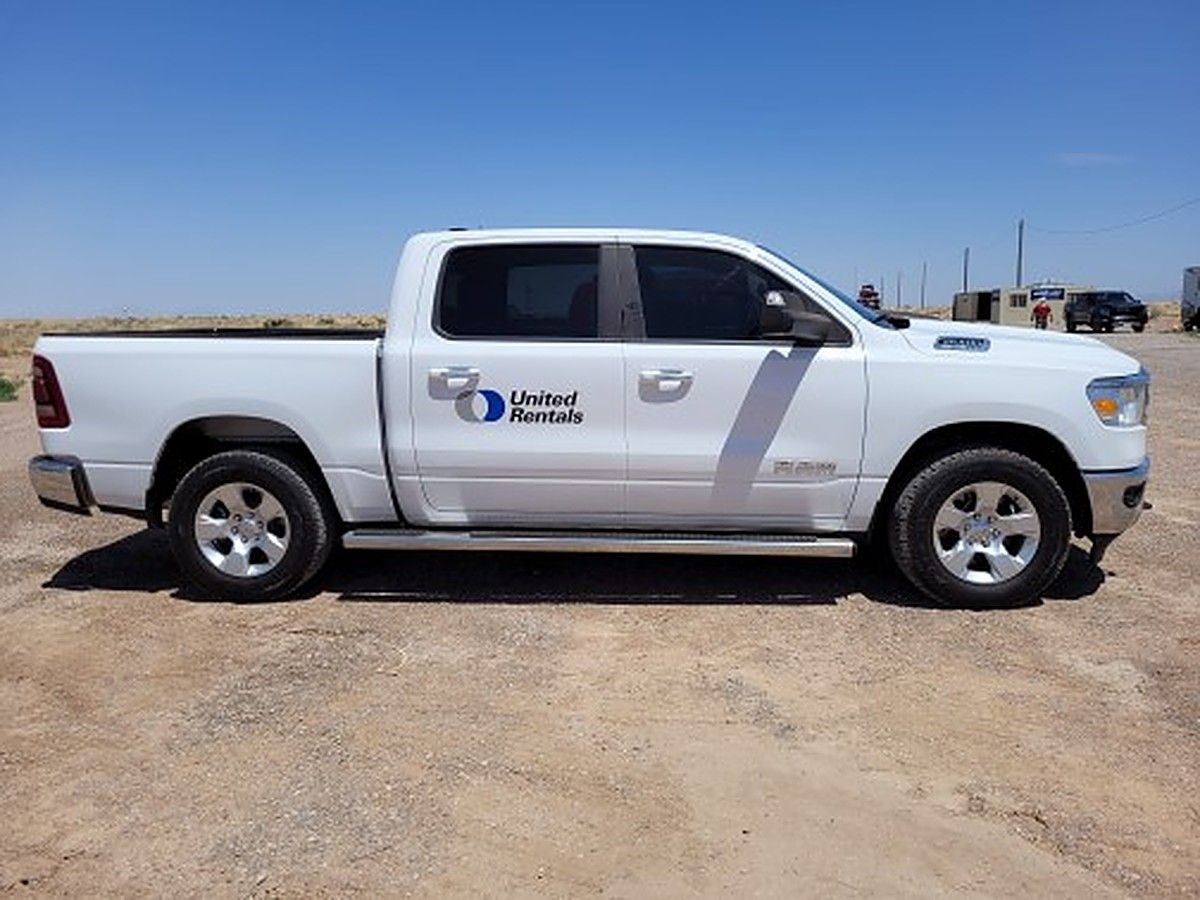 RAM 1500CREWBHNG4WD photo 3