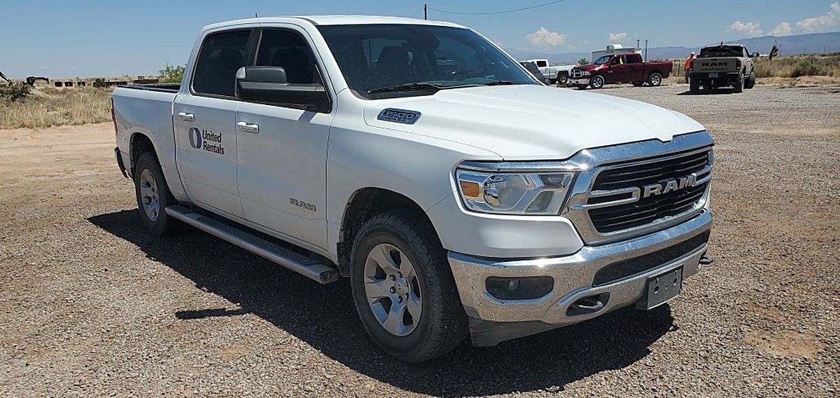 RAM 1500CREWBHNG4WD photo 8