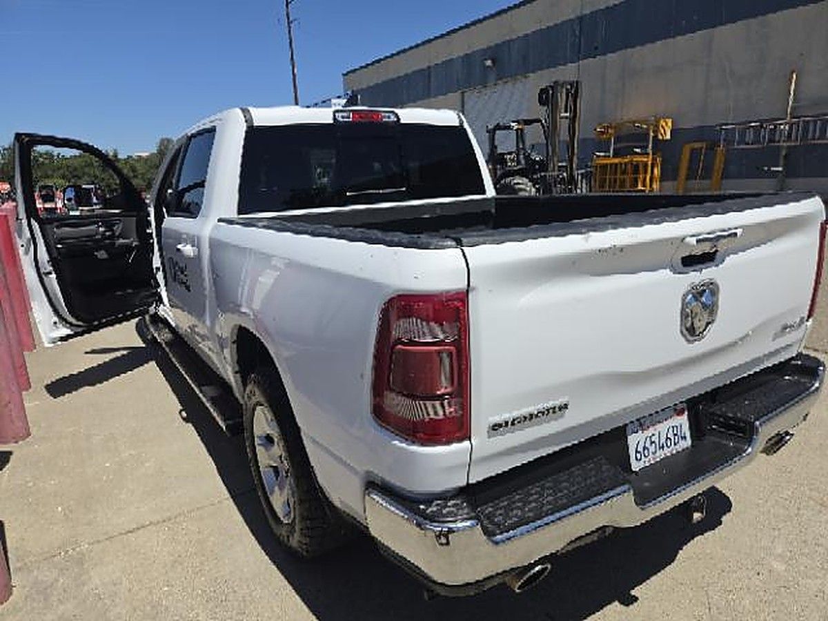 RAM 1500CREWBHNG4WD photo 5