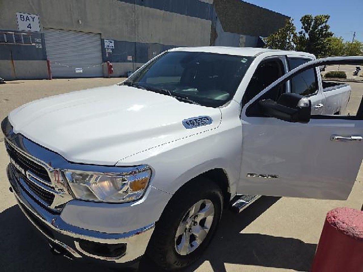 RAM 1500CREWBHNG4WD photo 7