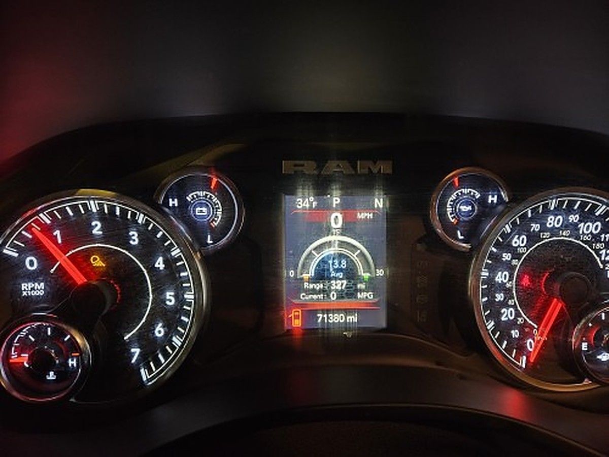RAM 1500CREWBHNG4WD photo 13
