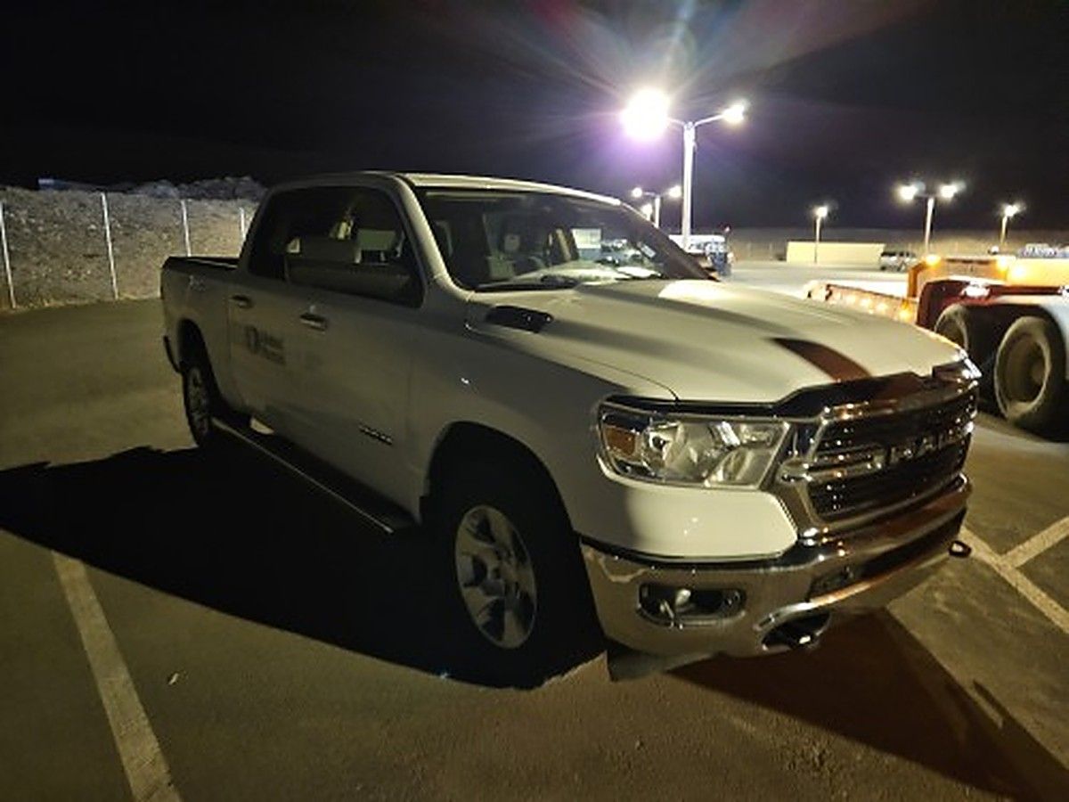RAM 1500CREWBHNG4WD photo 9
