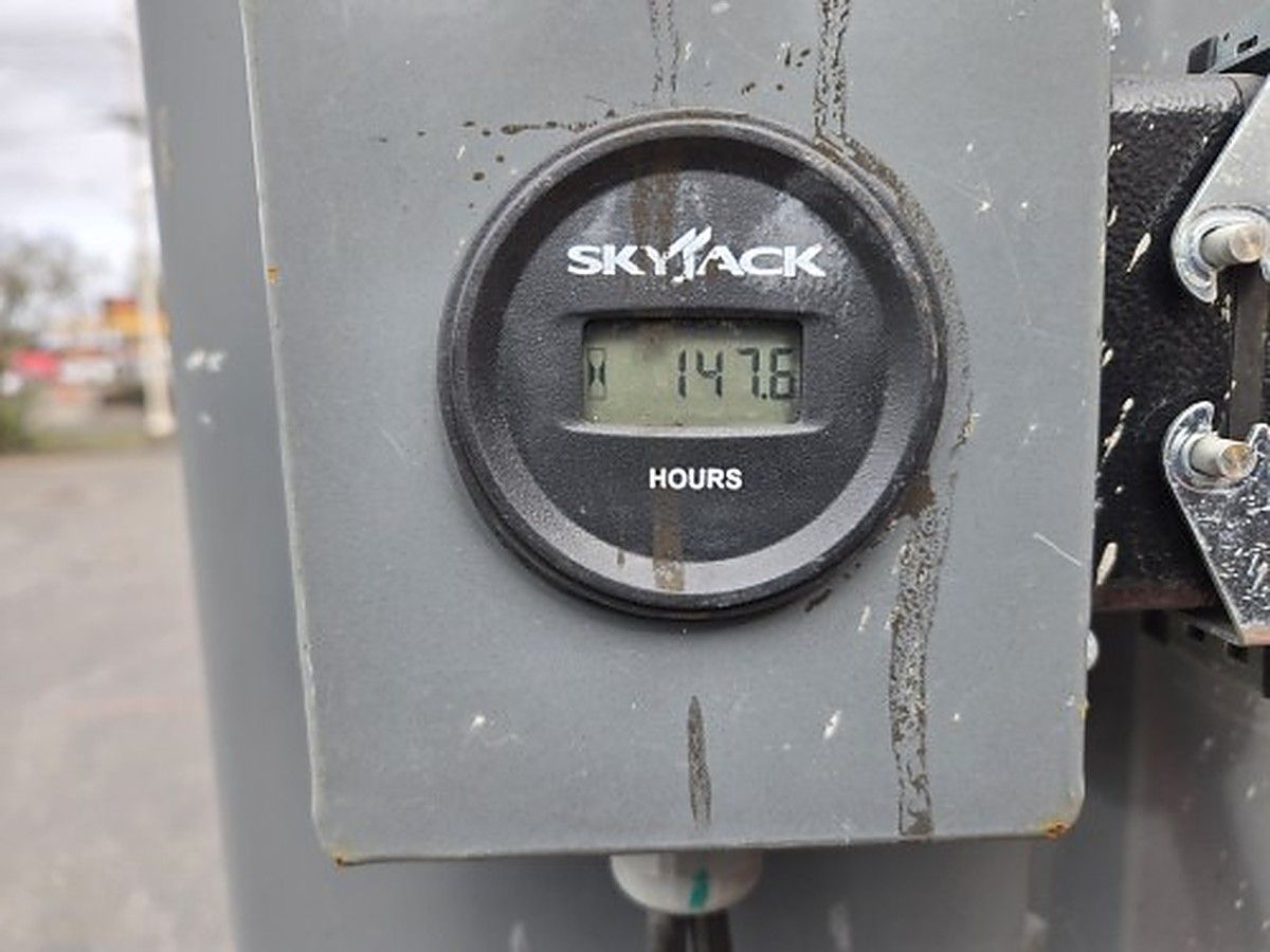 SKYJACK SJ16 photo 2