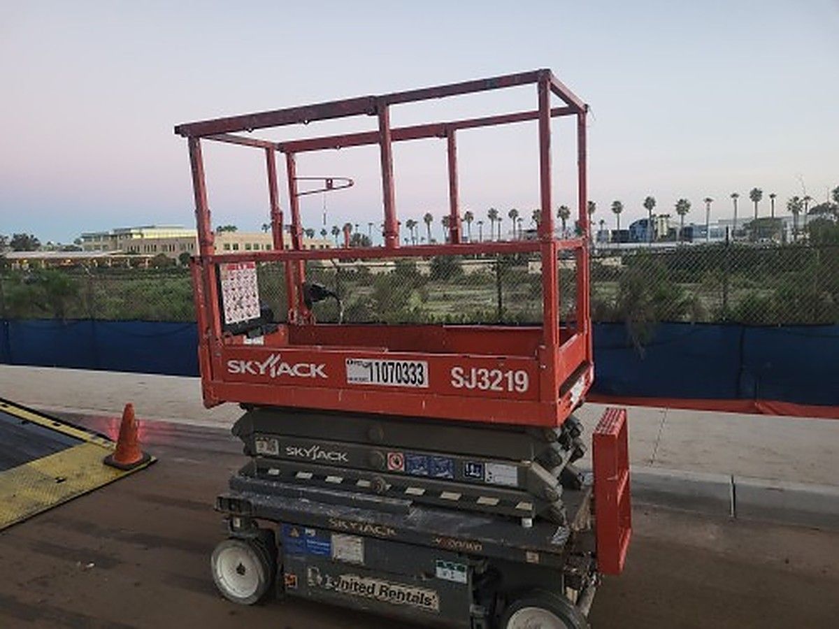 SKYJACK SJ3219 photo 2