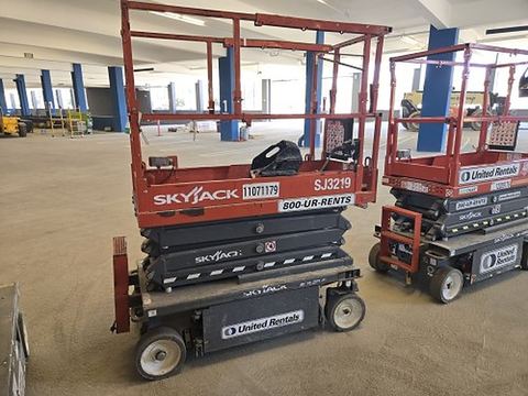 2020 SKYJACK SJ3219 Scissor Lift 19' Electric