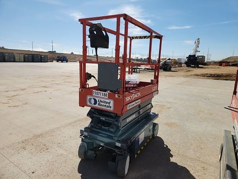 2020 SKYJACK SJ3219 Scissor Lift 19' Electric