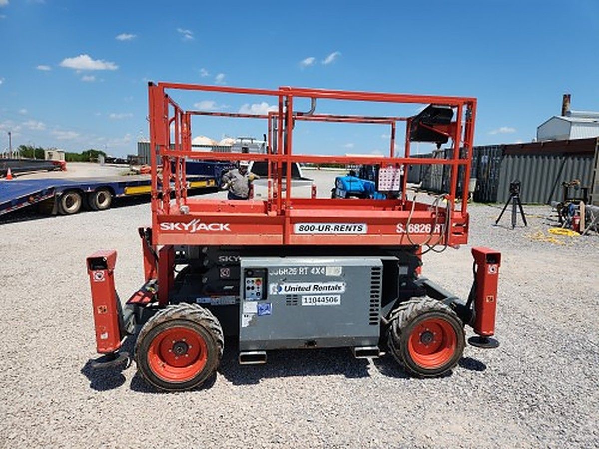 SKYJACK SJ6826RT photo 11