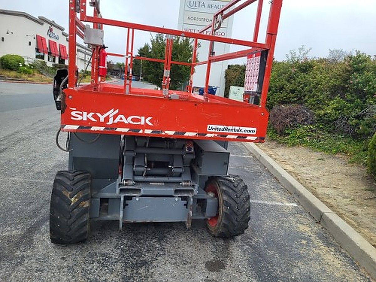 SKYJACK SJ6826RT photo 2