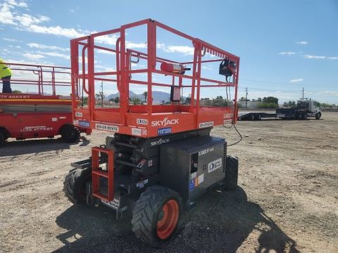 2020 SKYJACK SJ6832RT for sale