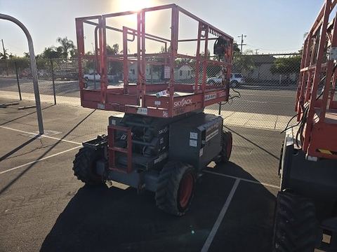 2020 SKYJACK SJ6832RT Scissor Lift 30-35' Ic 4Wd