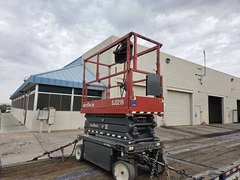 2020 SKYJACK SJIII3219 Scissor Lift 19' Electric