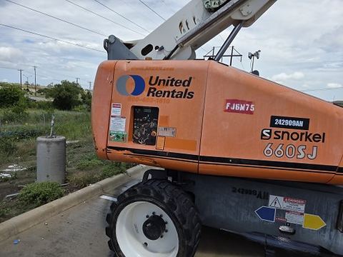 2020 SNORKEL 660SJ Boom 65-70' Telescopic