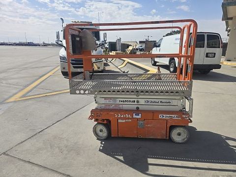 2020 SNORKEL S3215L Scissor Lift 14-18' Electric