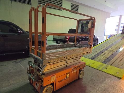 2020 SNORKEL S3215L Scissor Lift 14-18' Electric