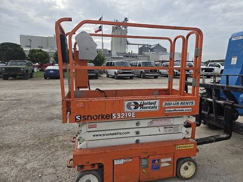 2020 SNORKEL S3219E Scissor Lift 19' Electric