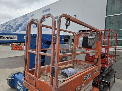 2020 SNORKEL S3219E Scissor Lift 19' Electric