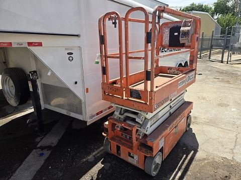 2020 SNORKEL S3219E Scissor Lift 19' Electric