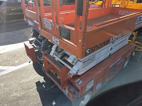 2020 SNORKEL S3219E Scissor Lift 19' Electric