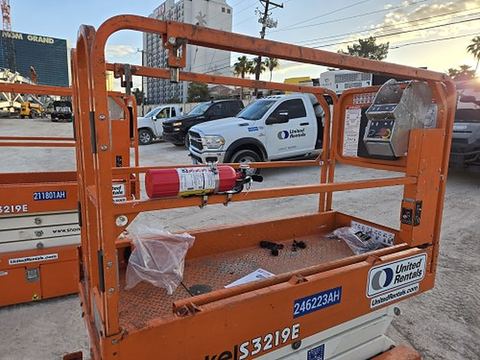 2020 SNORKEL S3219E Scissor Lift 19' Electric