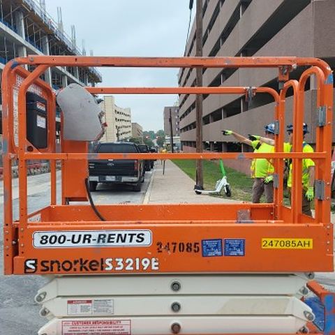2020 SNORKEL S3219E Scissor Lift 19' Electric