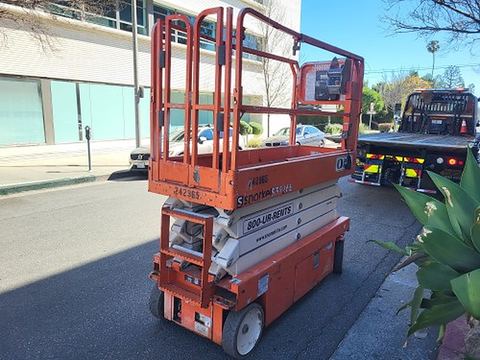 2020 SNORKEL S3226E Scissor Lift 24-26' Electric 30-36" Wide