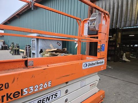 2020 SNORKEL S3226E Scissor Lift 24-26' Electric 30-36" Wide