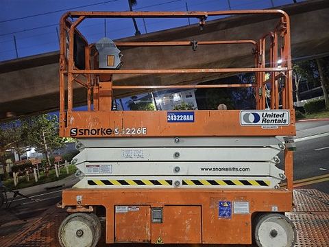 2020 SNORKEL S3226E Scissor Lift 24-26' Electric 30-36" Wide