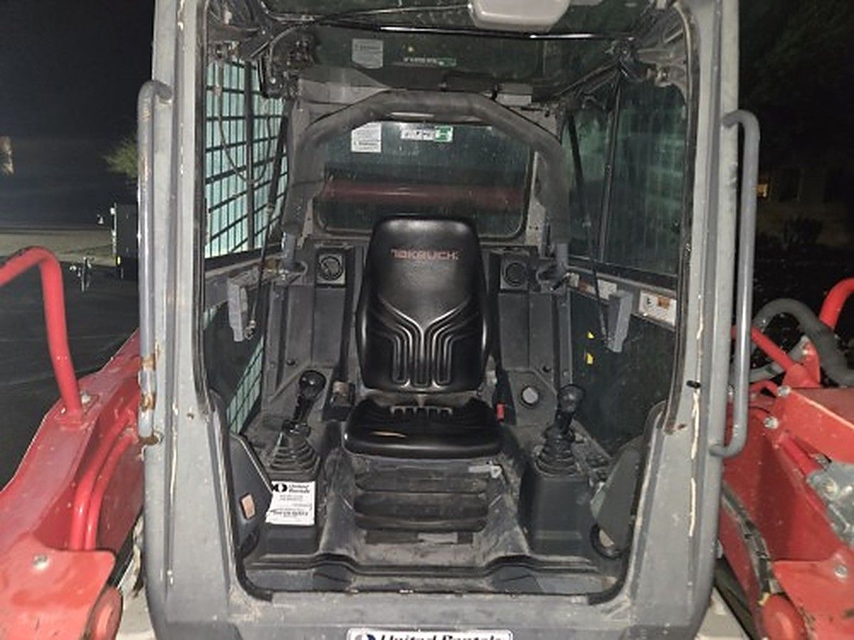 TAKEUCHI TL10V2-CR photo 12