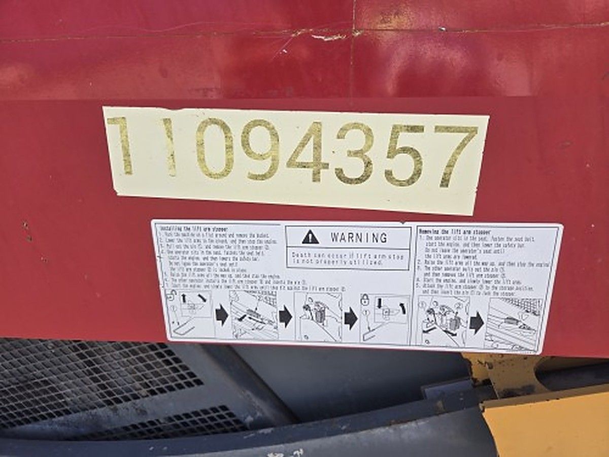 TAKEUCHI TL10V2-CR photo 5