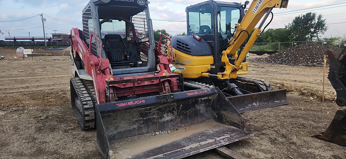 TAKEUCHI TL10V2-R photo 2