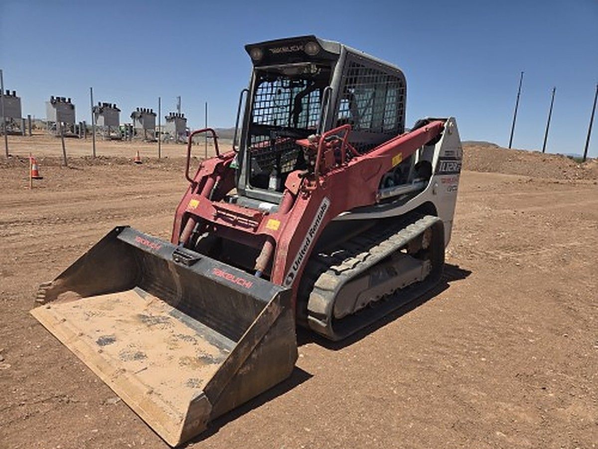 TAKEUCHI TL12R2-CR photo 5