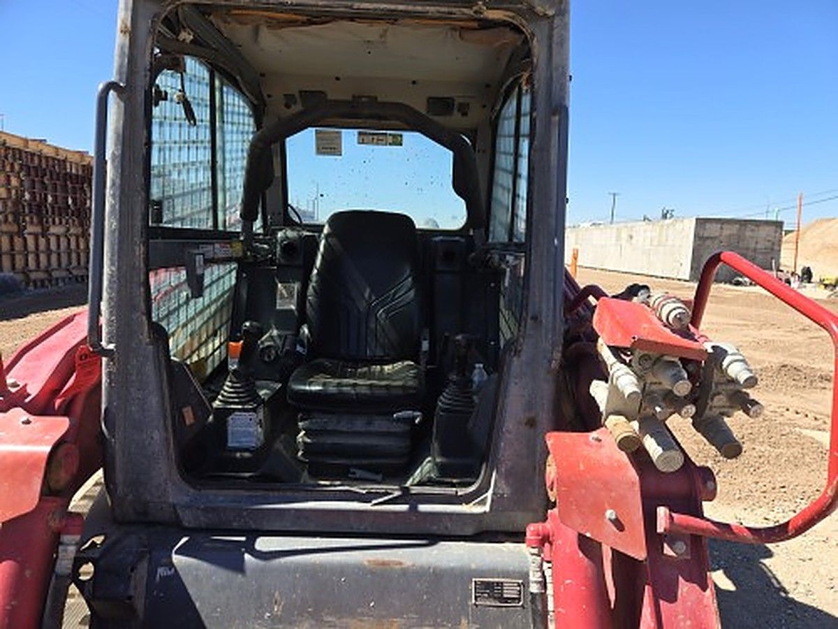 TAKEUCHI TL12R2-CRH photo 5