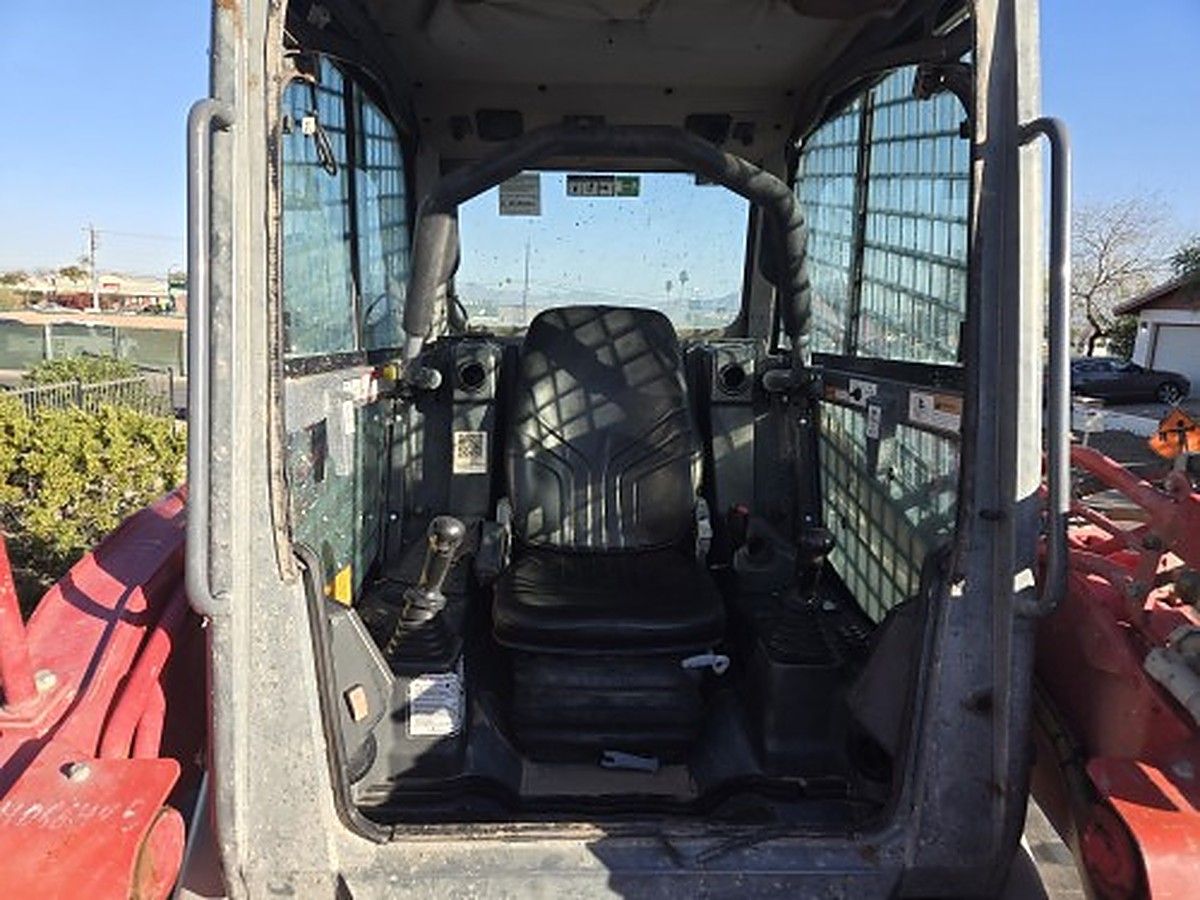 TAKEUCHI TL12R2-CRH photo 6